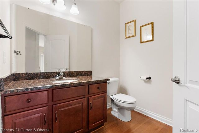 24729 Cavendish Avenue E, Novi, MI 48375