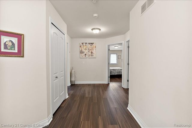 24729 Cavendish Avenue E, Novi, MI 48375