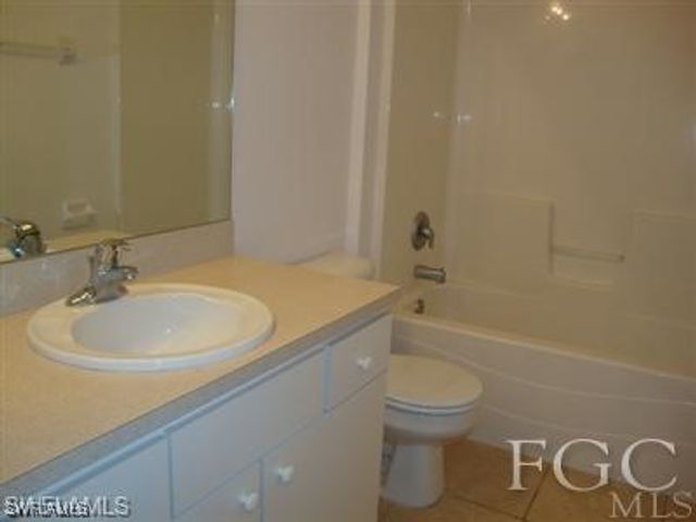 2112 Chiquita BLVD N, Cape Coral, FL 33993