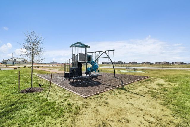 304 Cobb Court, Sealy, TX 77474