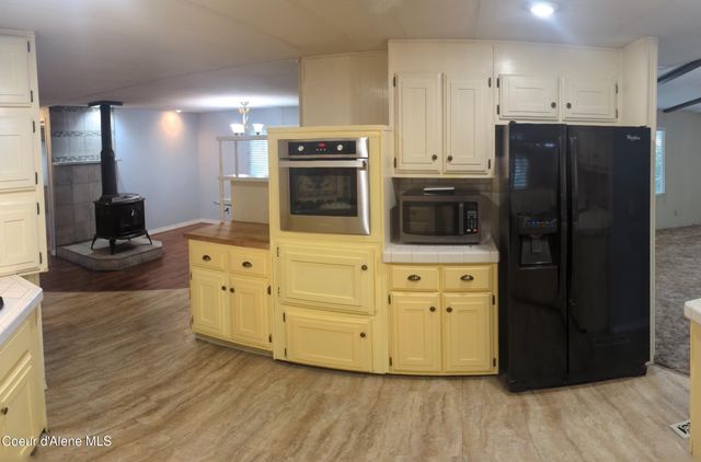 8602 N HAYDEN PINES WAY, Hayden, ID 83835