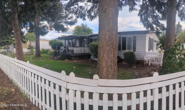 8602 N HAYDEN PINES WAY, Hayden, ID 83835