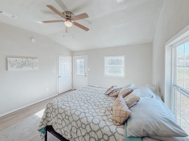 103 Eras Crossing Road, Trinidad, TX 75163