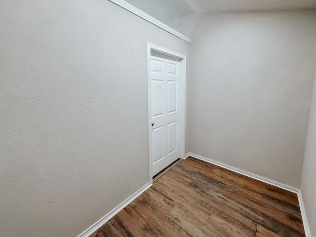 103 Eras Crossing Road, Trinidad, TX 75163