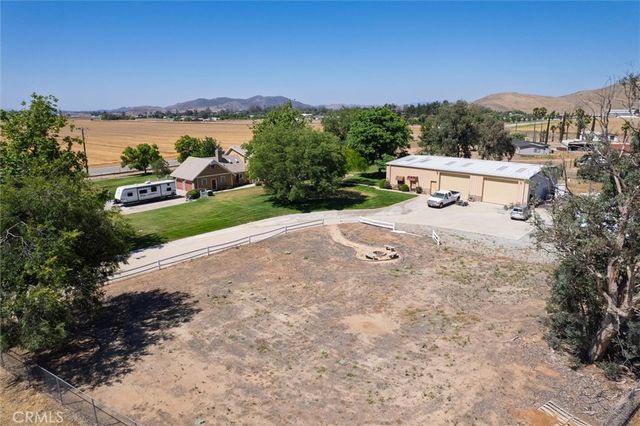 34150 Stowe Road, Winchester, CA 92596