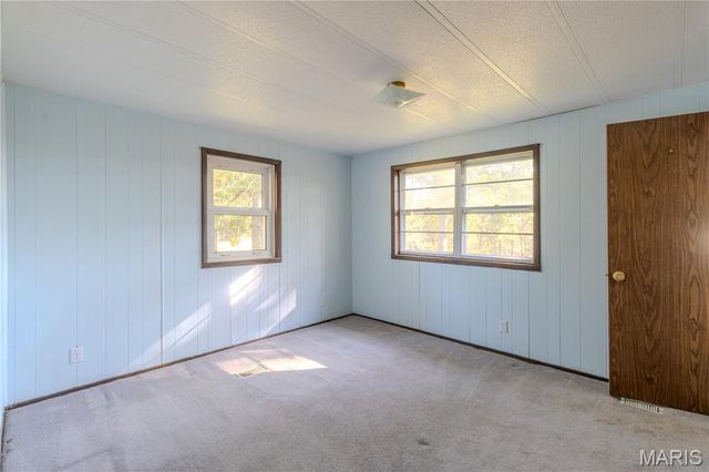 27180 Highway NN, Laquey, MO 65534