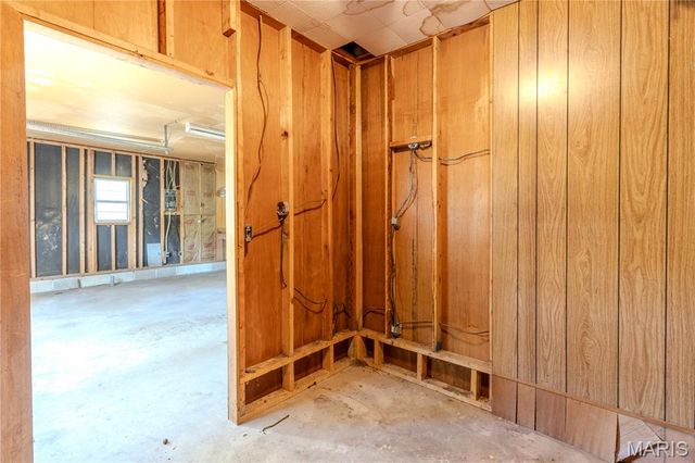 27180 Highway NN, Laquey, MO 65534