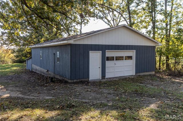 27180 Highway NN, Laquey, MO 65534