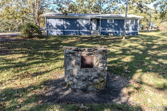 27180 Highway NN, Laquey, MO 65534