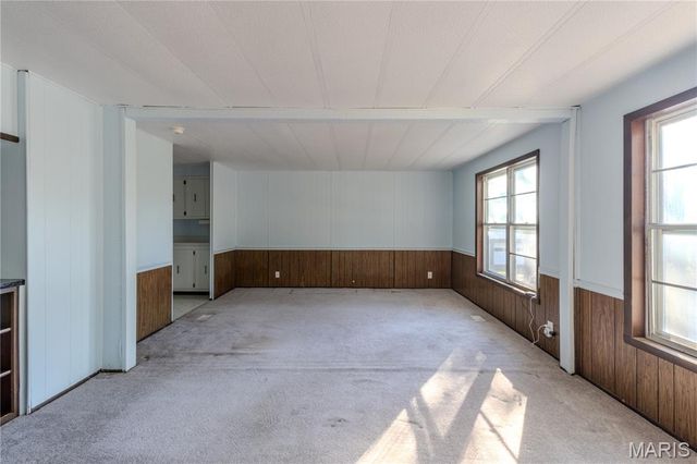 27180 Highway NN, Laquey, MO 65534