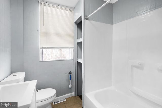 958 E RUSSELL ST, Philadelphia, PA 19134