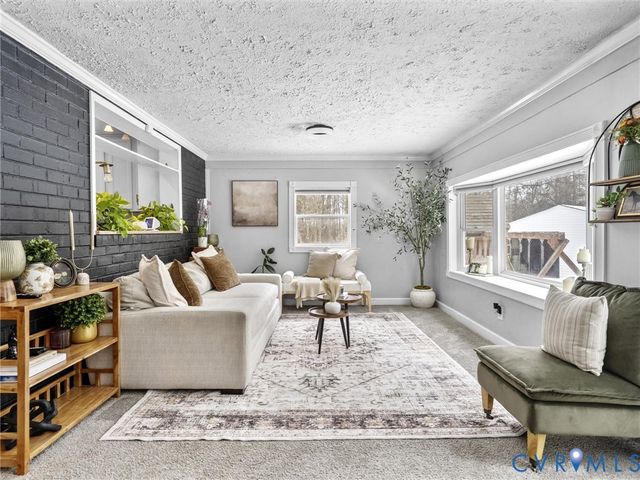 11400 Coalboro Rd, Chesterfield, VA 23838