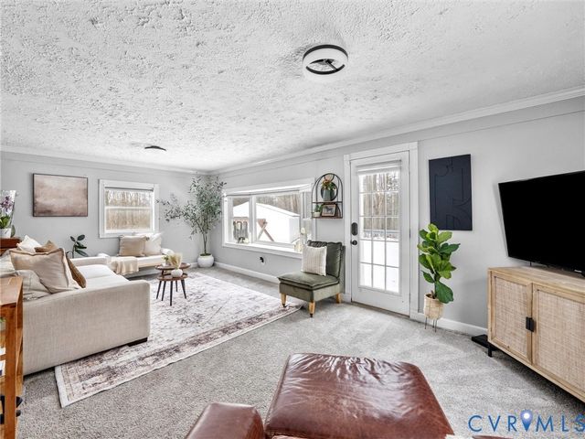 11400 Coalboro Rd, Chesterfield, VA 23838