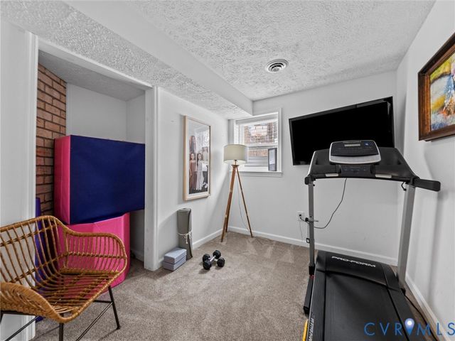 11400 Coalboro Rd, Chesterfield, VA 23838