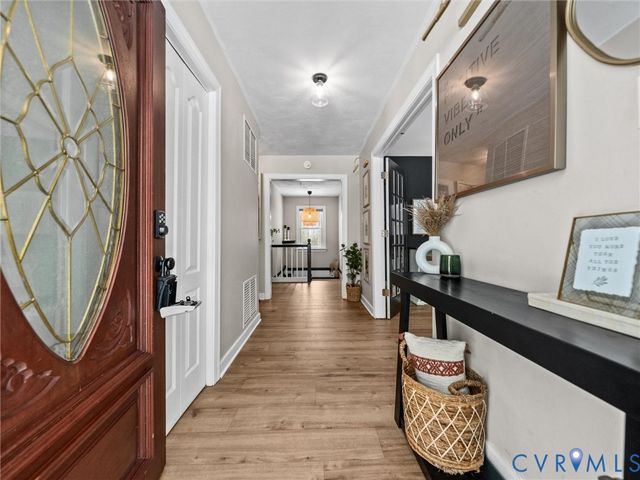 11400 Coalboro Rd, Chesterfield, VA 23838