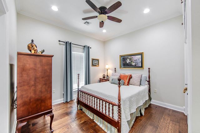 141 Waterford Dr, Thibodaux, LA 70301
