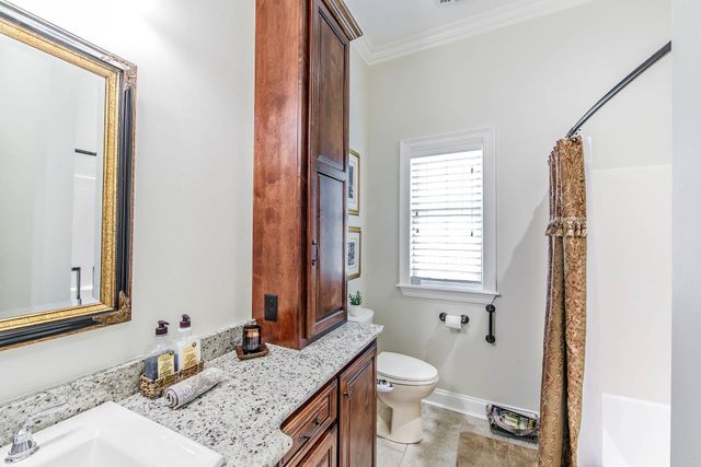 141 Waterford Dr, Thibodaux, LA 70301