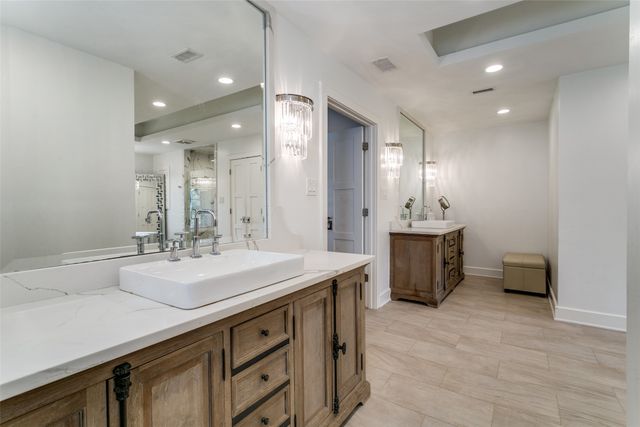 5933 Steve Court, Westlake, TX 76262