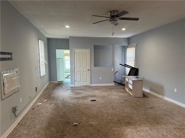 739 Kiowa Street, Leavenworth, KS 66048