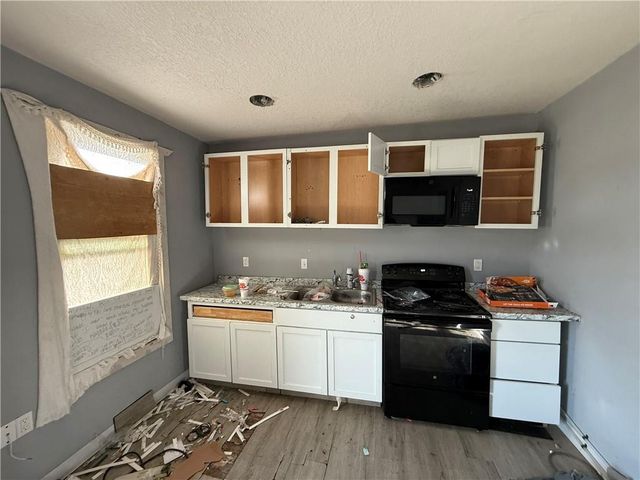 739 Kiowa Street, Leavenworth, KS 66048