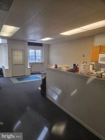 304 N FRONT ST, Liverpool, PA 17045