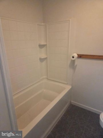 304 N FRONT ST, Liverpool, PA 17045