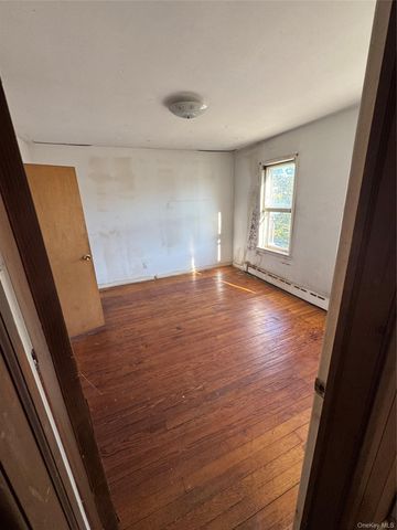 41 Harrison Avenue, Lynbrook, NY 11563