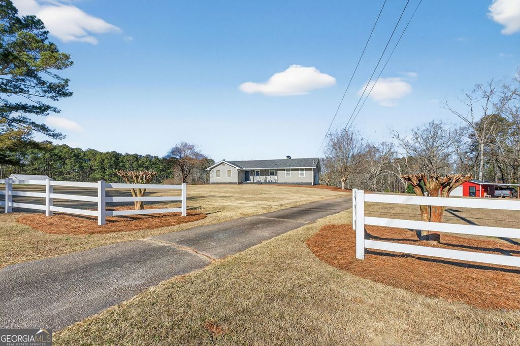 2433 McGarity Road, Mcdonough, GA 30252