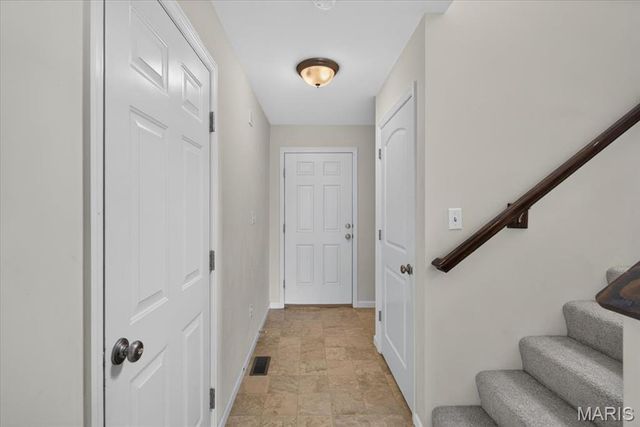 313 Lindy Boulevard, Ballwin, MO 63021