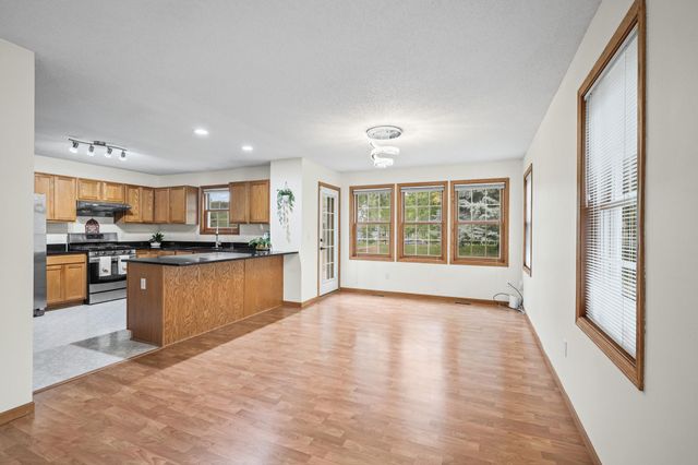 611 Bellvue Lane, Brooklyn Center, MN 55430