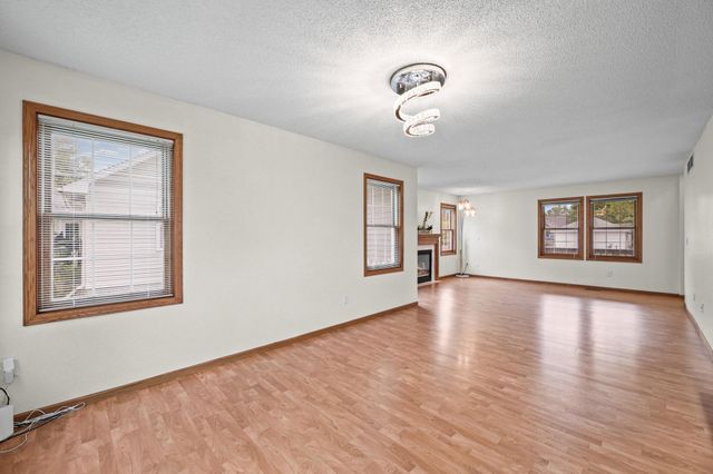 611 Bellvue Lane, Brooklyn Center, MN 55430