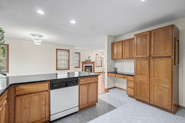 611 Bellvue Lane, Brooklyn Center, MN 55430