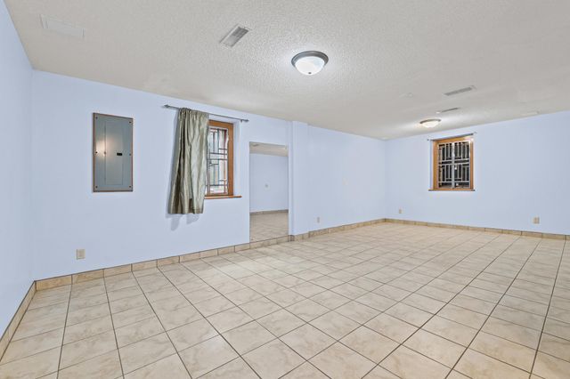 611 Bellvue Lane, Brooklyn Center, MN 55430
