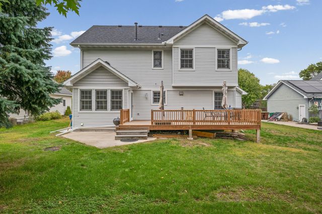 611 Bellvue Lane, Brooklyn Center, MN 55430