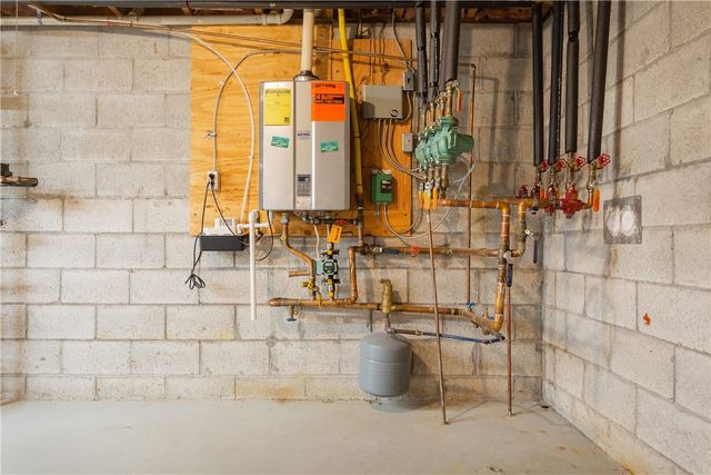 22 Bugbee Road, Oneonta, NY 13820