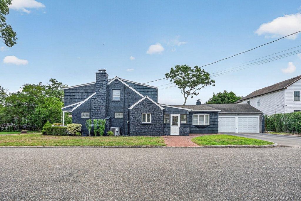 60 Lake Shore Drive, Patchogue, NY 11772