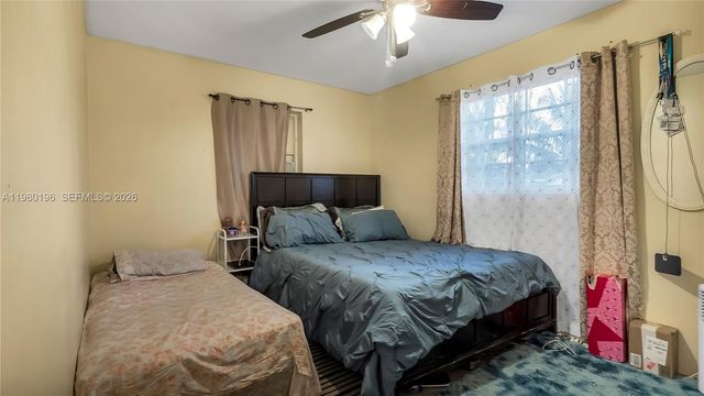 3570 NW 34th Way, Lauderdale Lakes, FL 33309