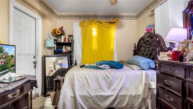 3570 NW 34th Way, Lauderdale Lakes, FL 33309