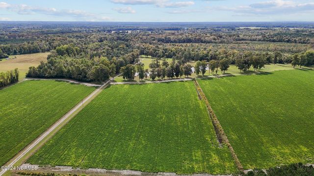 215 Nc 43 Hwy, Vanceboro, NC 28586