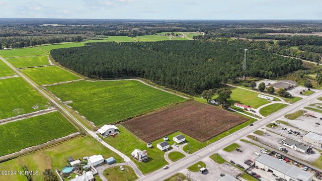 215 Nc 43 Hwy, Vanceboro, NC 28586