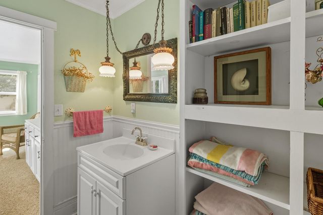 14192 E Kamm, Kingsburg, CA 93631