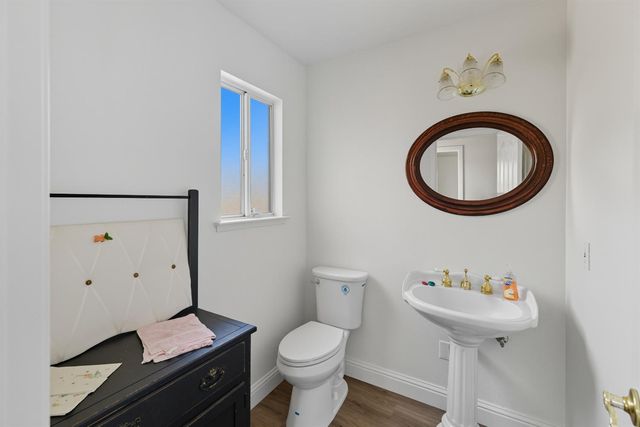 14192 E Kamm, Kingsburg, CA 93631