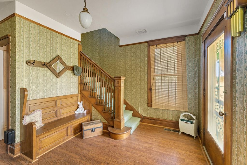 Image 4 of property listing at 14192 E Kamm, Kingsburg, CA 93631