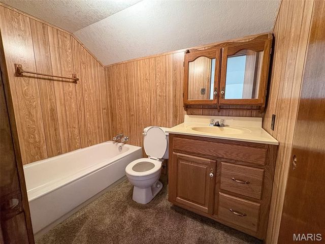 628 County Road 420, Poplar Bluff, MO 63901