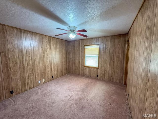 628 County Road 420, Poplar Bluff, MO 63901