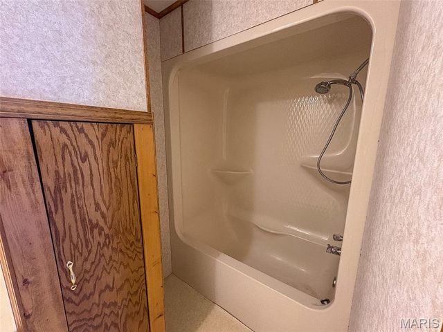 628 County Road 420, Poplar Bluff, MO 63901