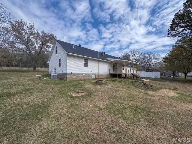 628 County Road 420, Poplar Bluff, MO 63901