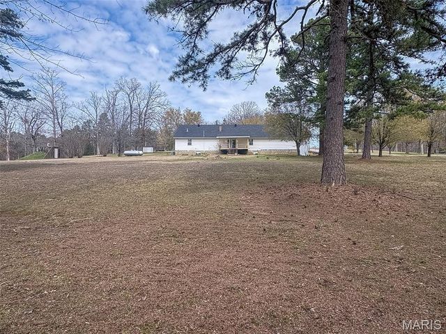628 County Road 420, Poplar Bluff, MO 63901