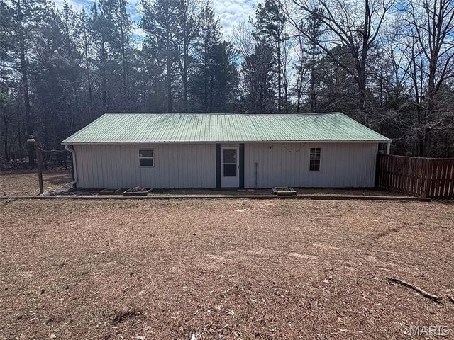 628 County Road 420, Poplar Bluff, MO 63901