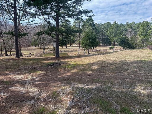 628 County Road 420, Poplar Bluff, MO 63901